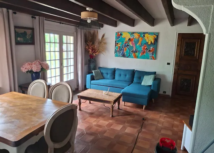 La Petite Maison Normande Онфлёр